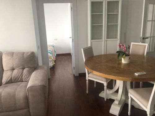 Downtown Apartment In Front Of The Sea