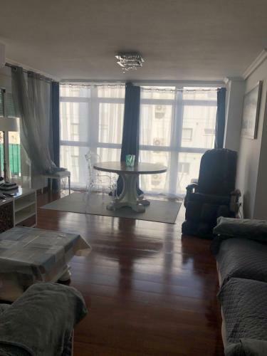 Downtown Apartment In Front Of The Sea