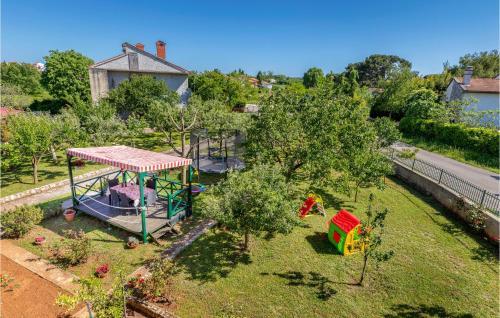 Nice Home In Fazana With 3 Bedrooms