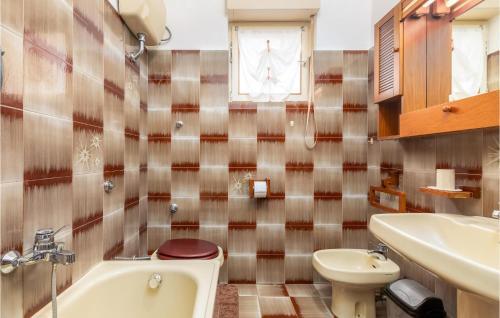 Nice Home In Fazana With 3 Bedrooms