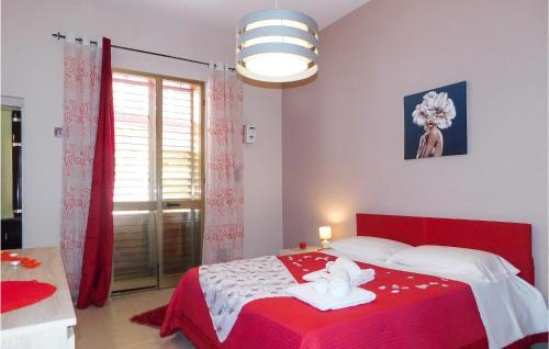 Nice Home In Avola With Wifi And 1 Bedrooms