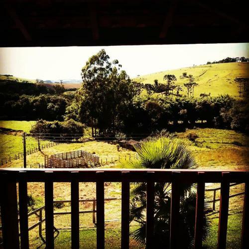 Pousada E Camping P� Na Trilha