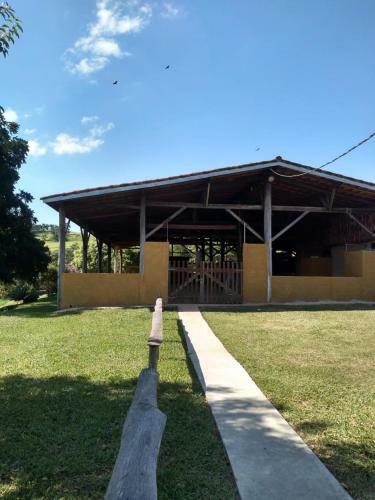 Pousada E Camping P� Na Trilha