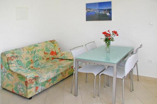 Apartments Villa Nada Podgora - Cdm05024-dyc