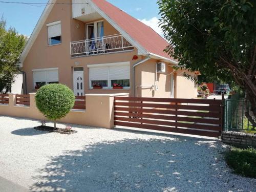 Apartments In Siofok/balaton 38128