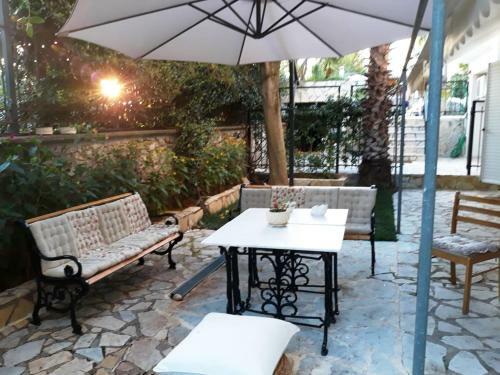 Villa Luxury Country House In Kalamata / Sp