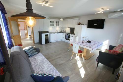 Kellerst�ckl Im Uhudlerland