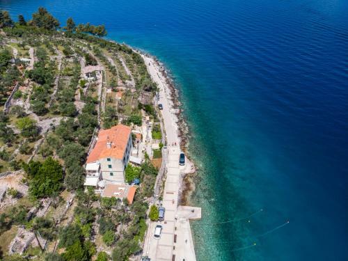 Apartments Valun