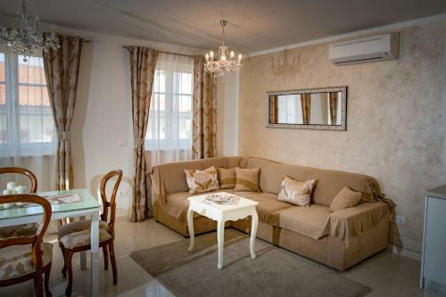 Apartamentos Holiday Home Dora