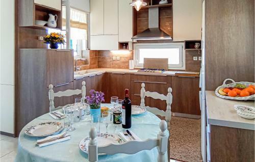 Amazing Home In Keratea With Wifi And 2 Bedrooms