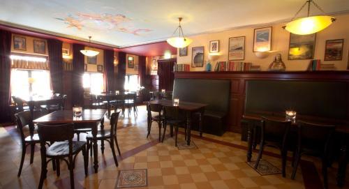 Hotel Caf� Restaurant De Ploeg