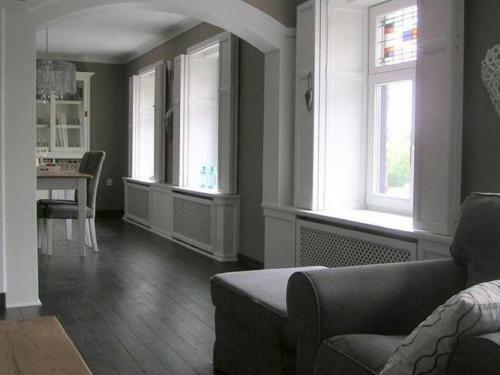 Cozy Charming Apartment In Roosteren By The Lake