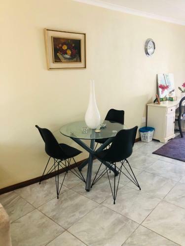 Apartamento Cozy One Bedroom Garden Cottage
