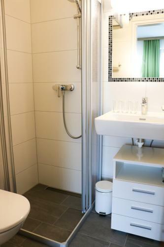 Hostal Weingut & G�stehaus Dombi Weiss