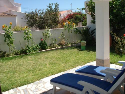 Hostal Lemon Tree Relaxing Guesthouse