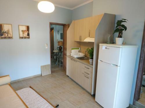 Mpouketo Apartments