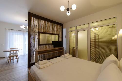 Status Luxury Apartments And Penthouse