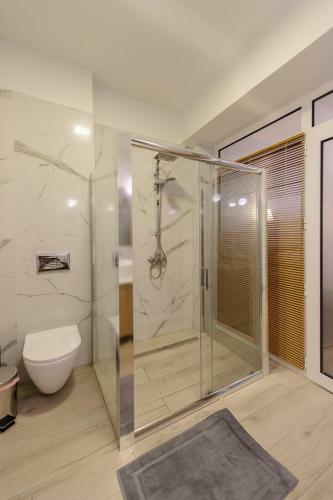 Status Luxury Apartments And Penthouse