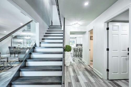 Pet-friendly Tampa Oasis About 15 Mi From Downtown!