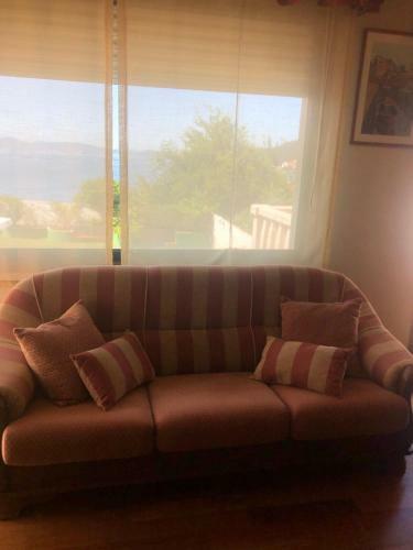 Playa Sin�s Beach. A Pie De Playa. Raxo-sanxenxo.