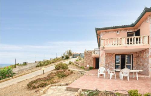 Stunning Apartment In La Ciaccia With 2 Bedrooms
