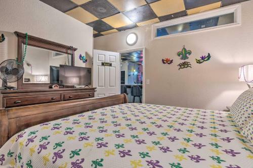 The Float Yard Pensacola Home With Pool Table