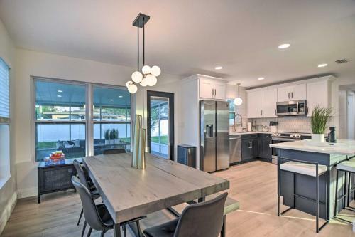 Sleek Redington Beach Retreat With Lanai, Grill