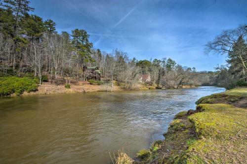 Coosawattee River Resort Home Mins From Blue Ridge