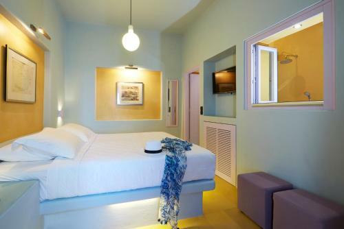 Hotel Fira Romantic Suites