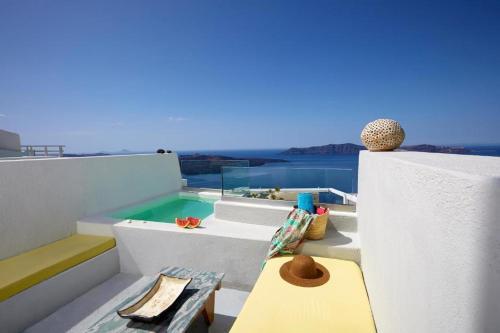 Hotel Fira Romantic Suites