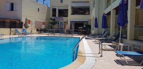 Alexandros Hotel