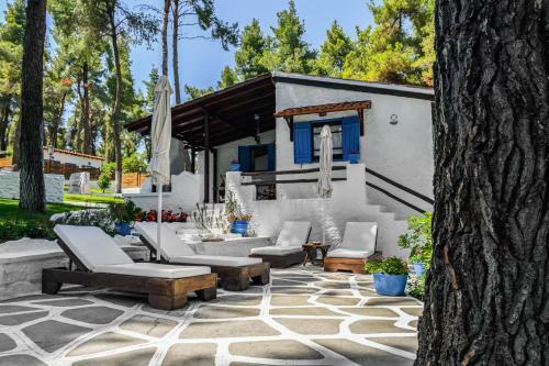 Sani Pine Villa