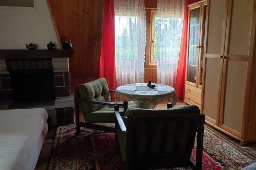 Domek Nad Jeziorem Ro?nowskim Tabaszowa 89