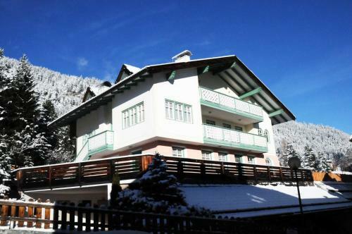 Casa Al Mesd�