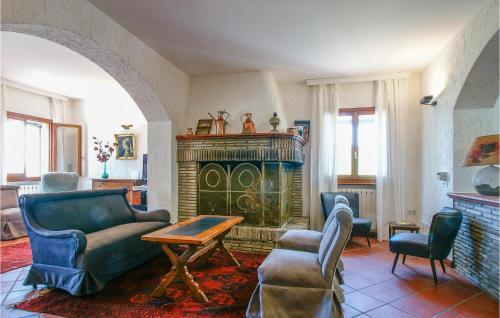 Nice Home In Saludecio With Wifi And 4 Bedrooms