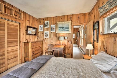 Waterfront Skaneateles Lake Home With Beach!