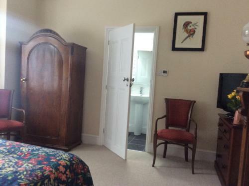 Bed & Breakfast Heatherdene House