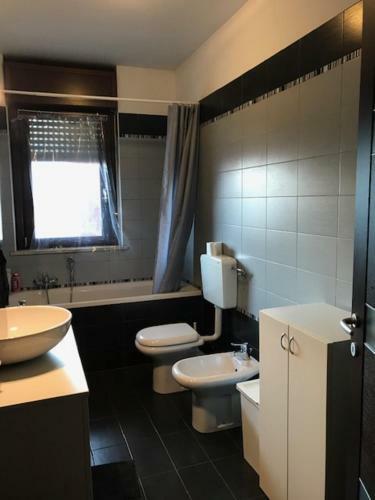 Apartamento Accogliente E Moderno Trilocale