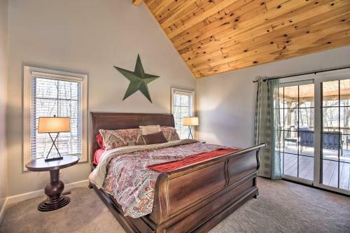 Spacious Wintergreen Resort Home With Hot Tub!
