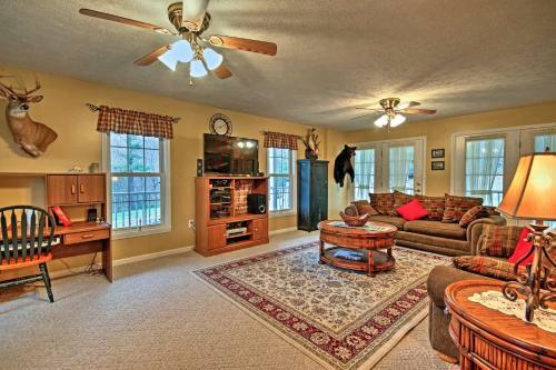 Circleville Home With 5 Private Acres And Mtn Views!