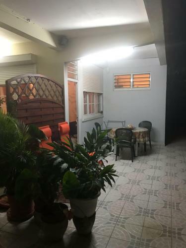 Apartamento Tisi Jaune