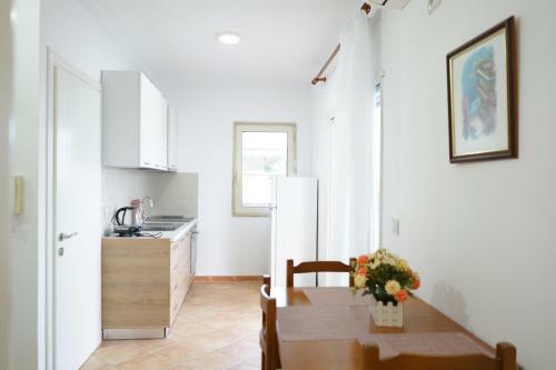 Sea View Apartments Eldo
