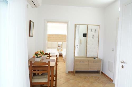 Sea View Apartments Eldo