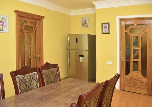 Gabala Palace Villa - 8 Bedrooms
