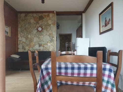 Apartamento Vila Elezi