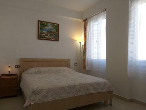 Apart Near The Beach