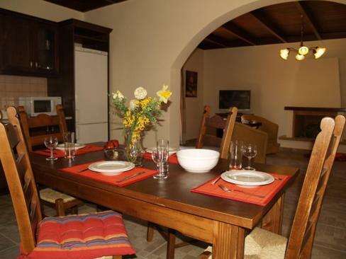 Apartamento Douliana Villas