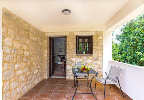 Apartamento Douliana Villas