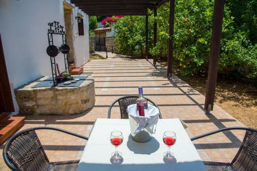 Apartamento Douliana Villas
