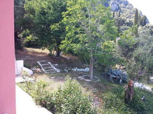 Atisis Apartments